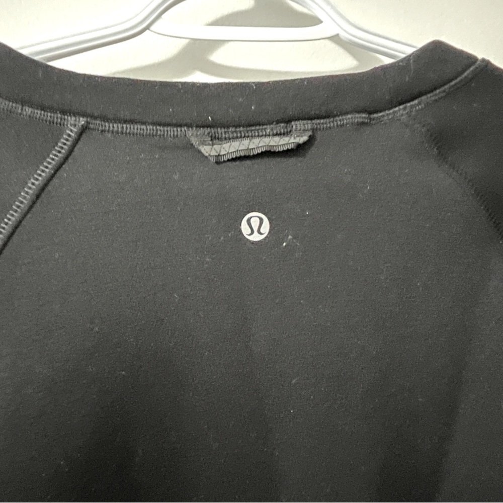 lululemon athletica Black Crewneck Sweatshirt with Sleeve Logo - Picture 3 of 5